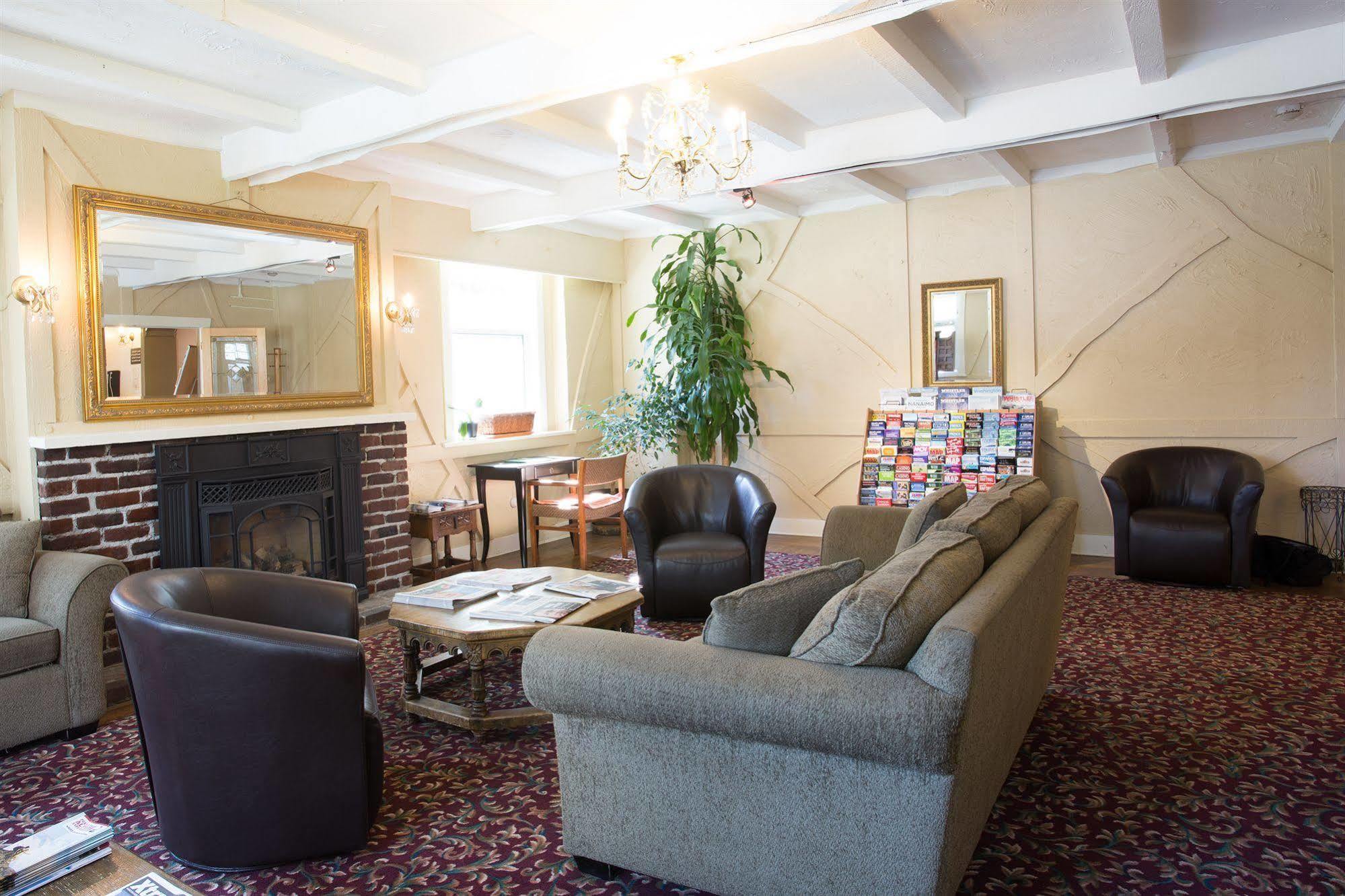 The Buchan Hotel Vancouver Extérieur photo