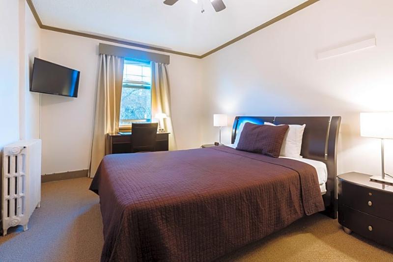 The Buchan Hotel Vancouver Extérieur photo