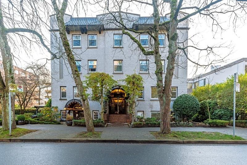 The Buchan Hotel Vancouver Extérieur photo
